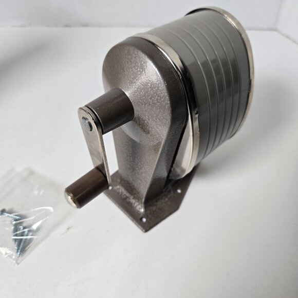 Chicago Pencil Sharpener - Picture 5 of 5